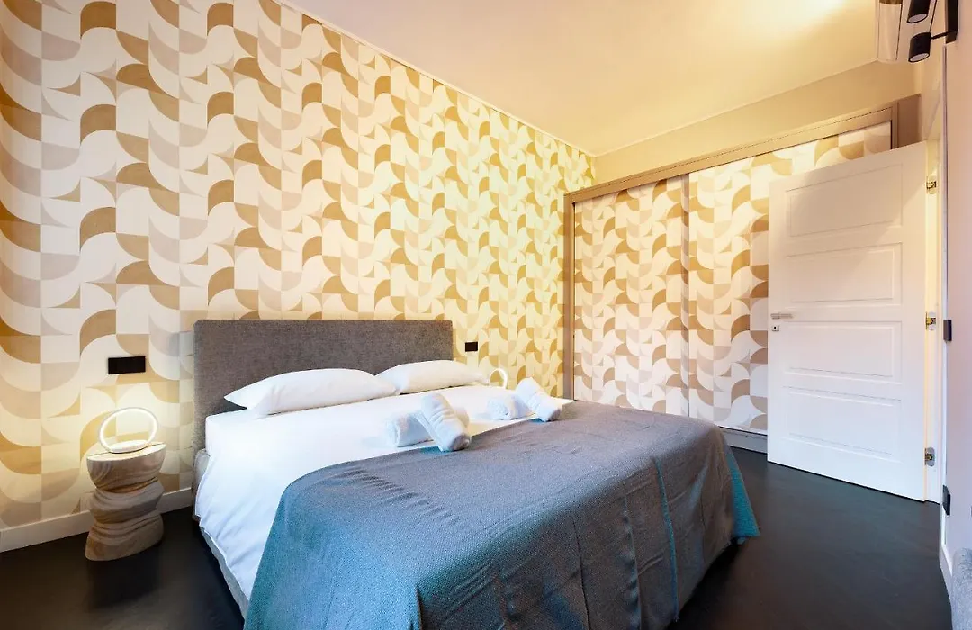 HL Luxury Apartment - Duomo, Galleria Unione 5-1